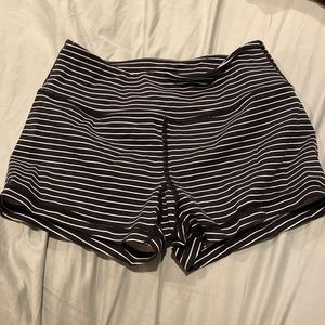 Savage barbell shorts